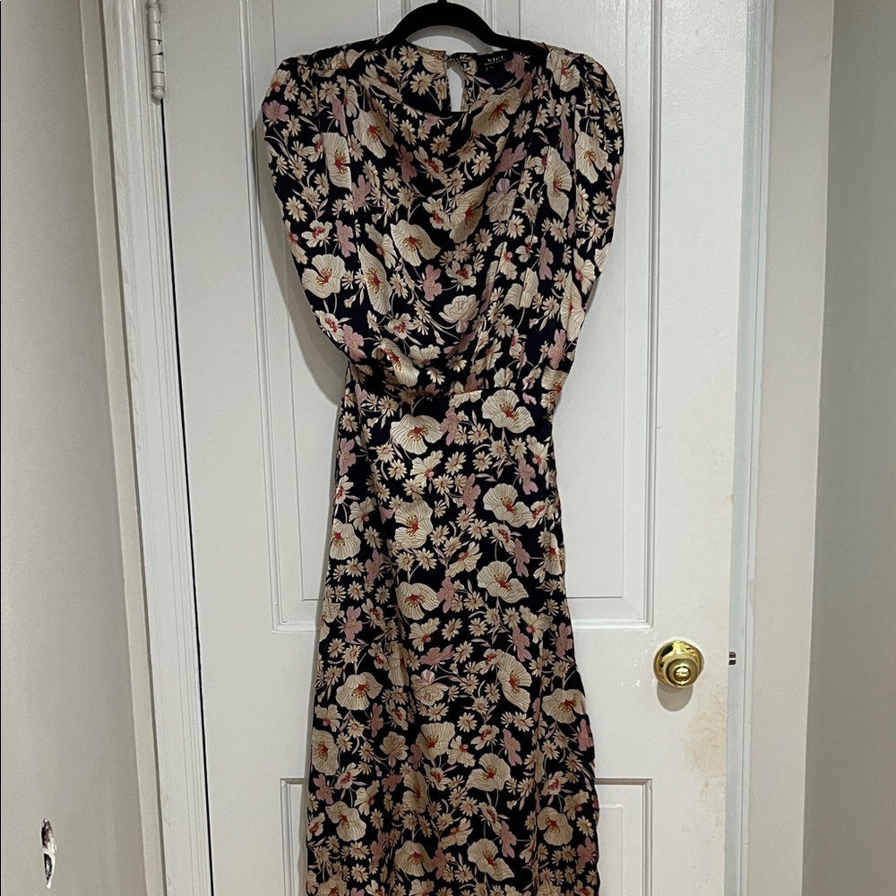 Vici Navy Floral Midi Dress